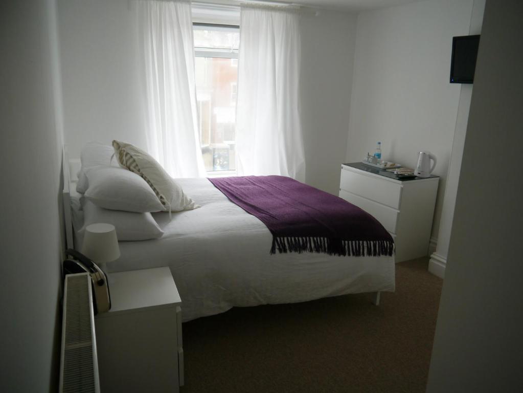 The Crown Rooms Newmarket Ньюмаркет Номер фото